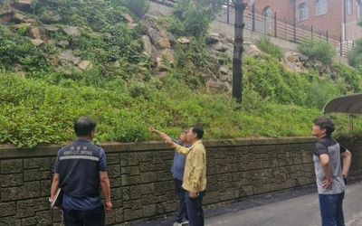 [태안교육지원청] 간부 공무원, 집중 호우로 인한 학교 현황 긴급 점검 나서 사진